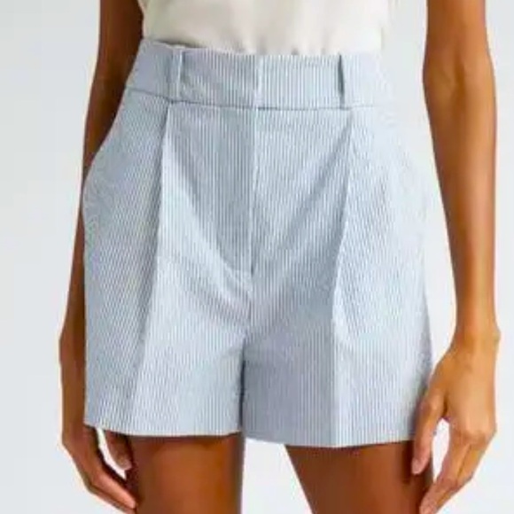 NEW Veronica Beard Haina Stretch Seersucker Short in Blue White
